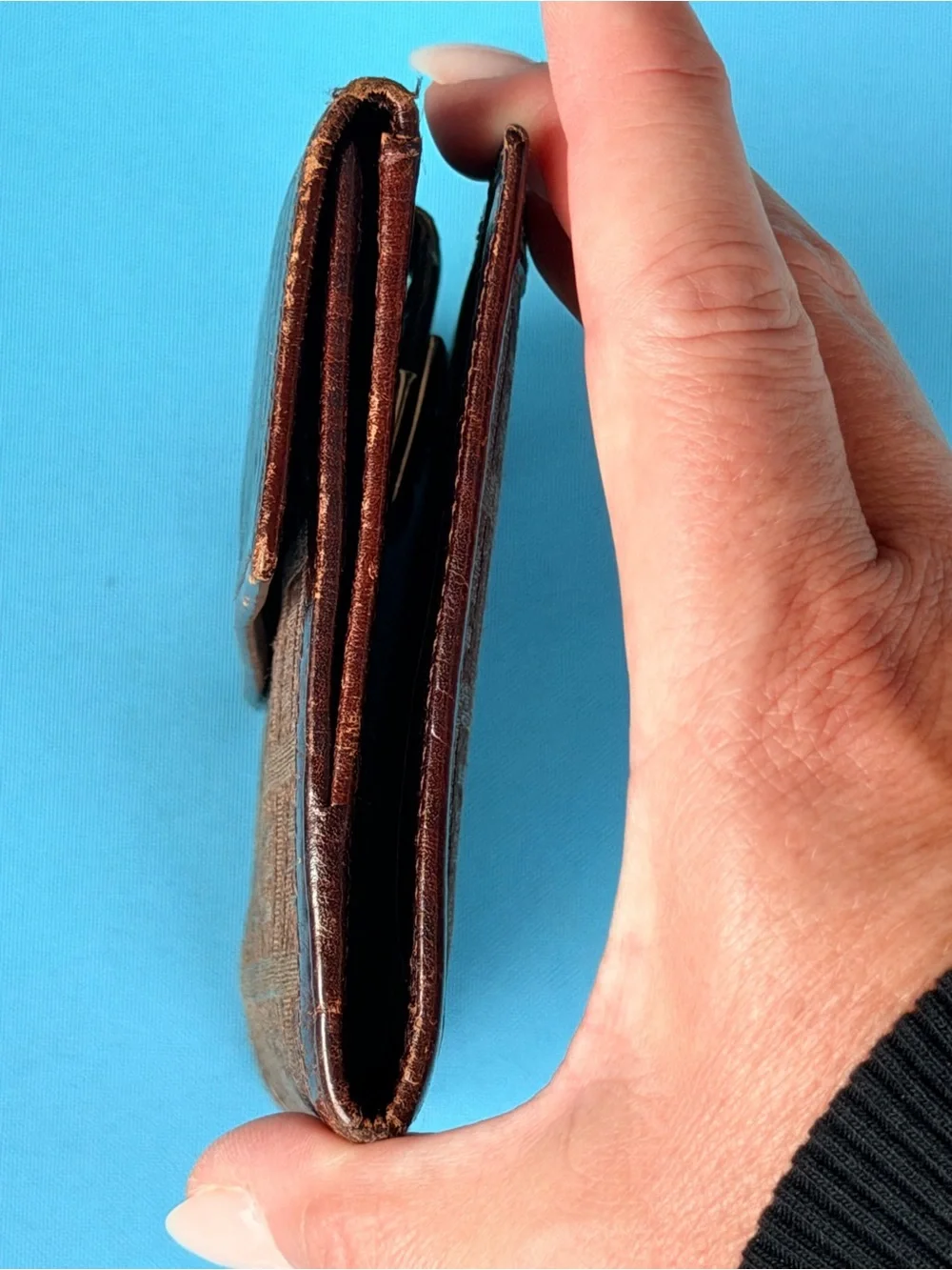 Fendi vintage  zucchini Monogram Canvas Wallet with Dark Brown Trim AUTHENTIC